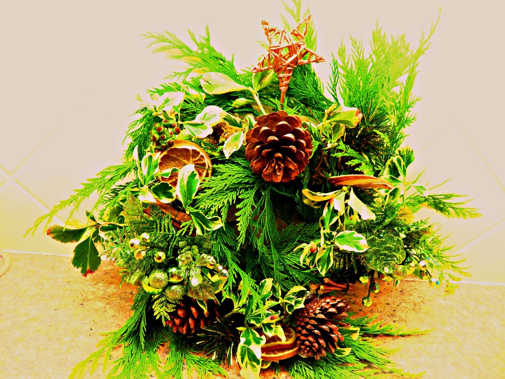Christmas wreath by countrylassie