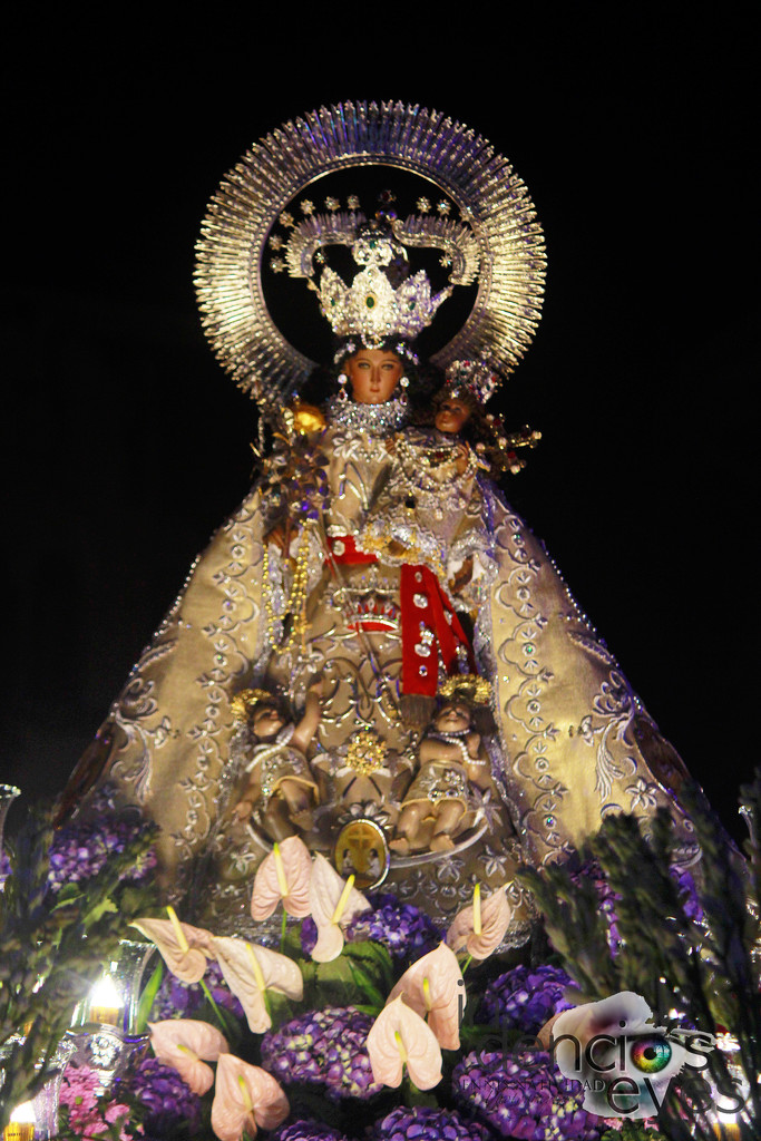 Virgen De Los Desamparados by iamdencio