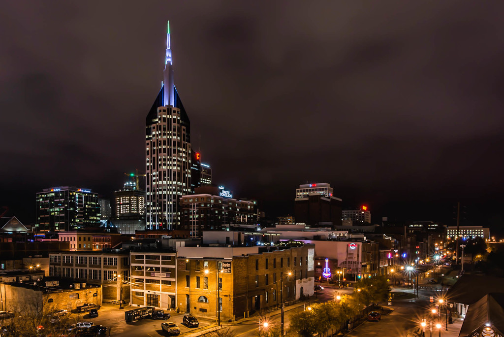 Nashville's Old and New by taffy
