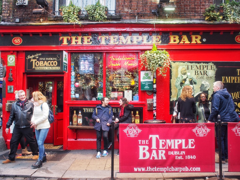 Temple Bar Dublin by happypat