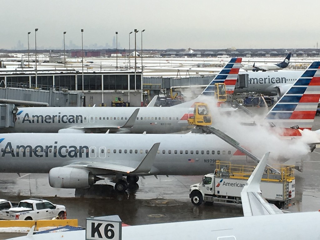 De-icing at ORD by graceratliff
