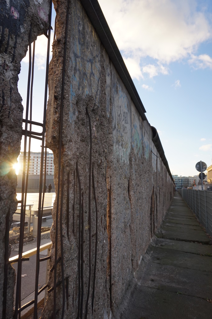 Berlin Wall by valpetersen