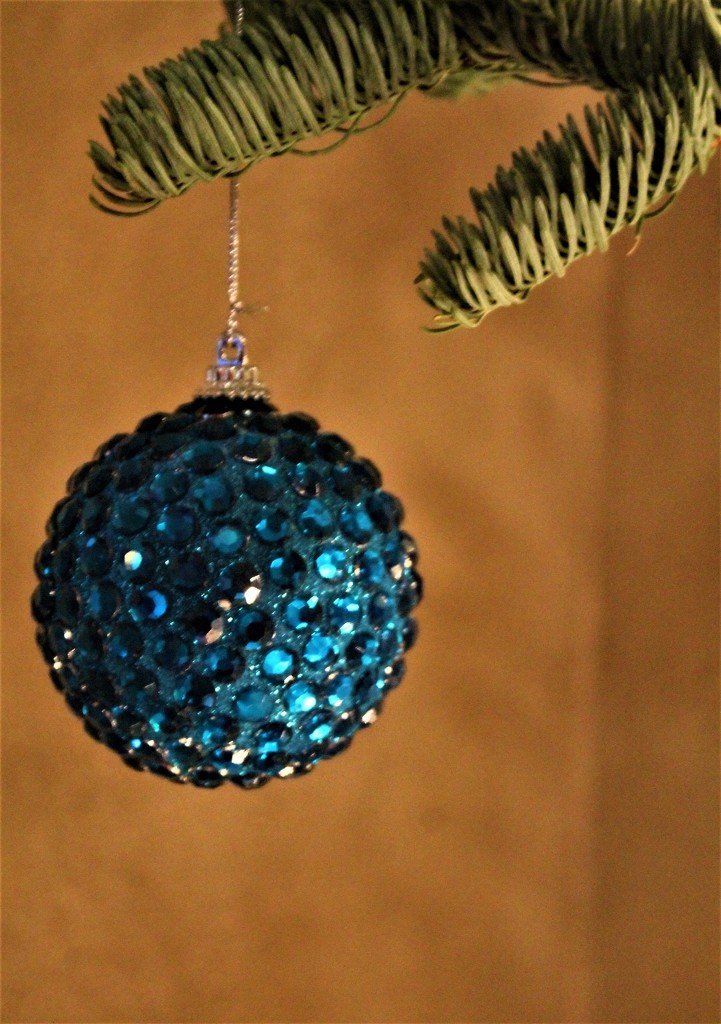 Ornament by granagringa