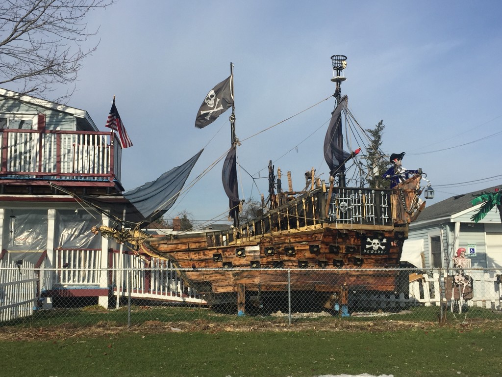 Garden city pirate ship  by annymalla
