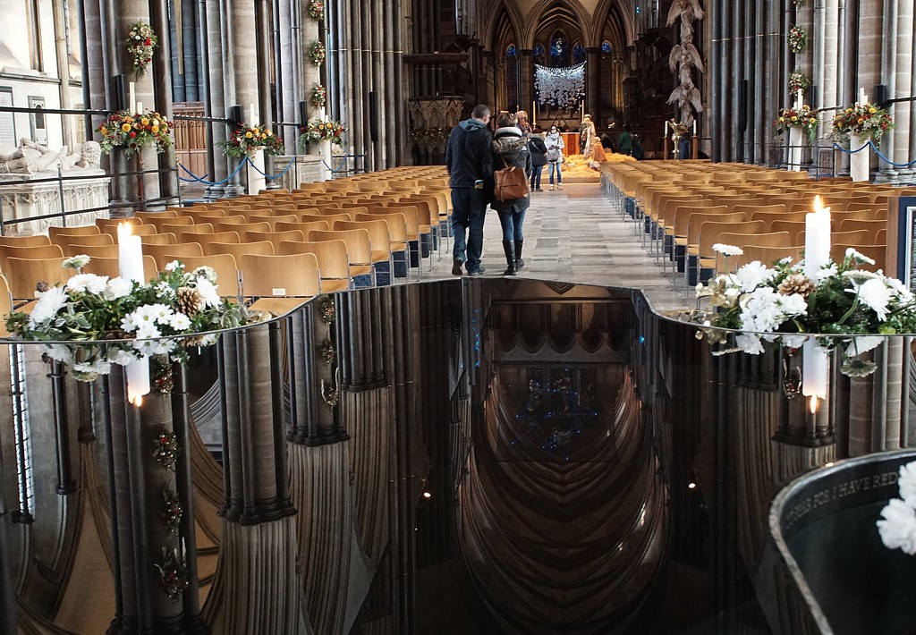 Salisbury Cathedral: post-Christmas by quietpurplehaze