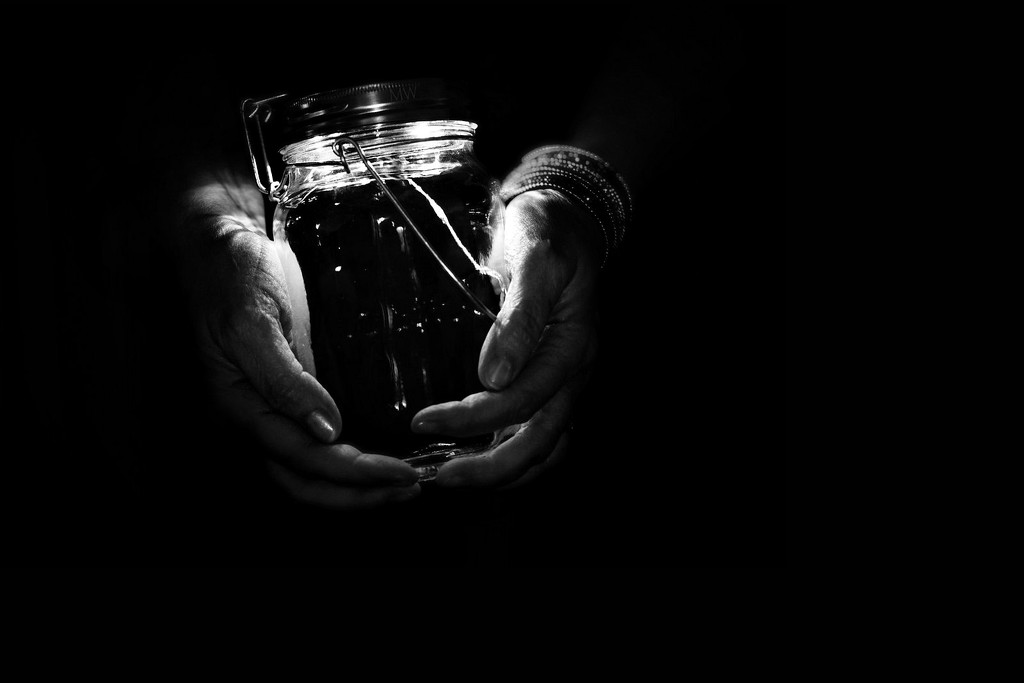 2017-01-01 light in a jar by mona65