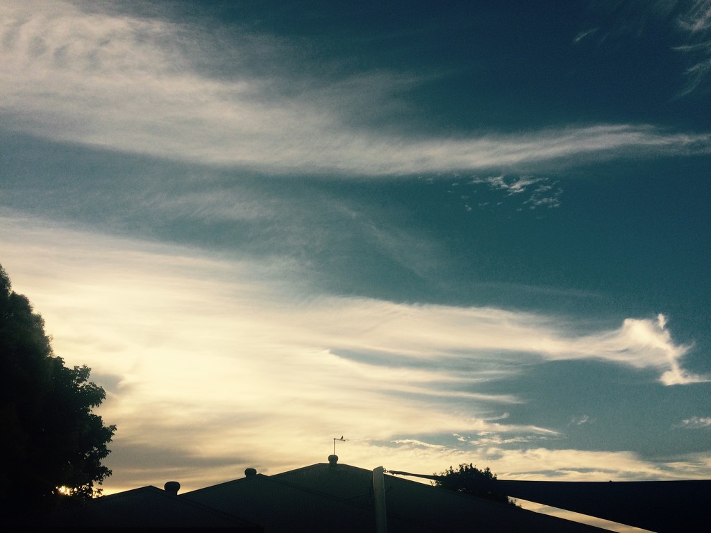 Australian Sky = Home by sarahabrahamse