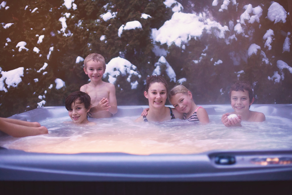 New Years in the hot tub by kiwichick