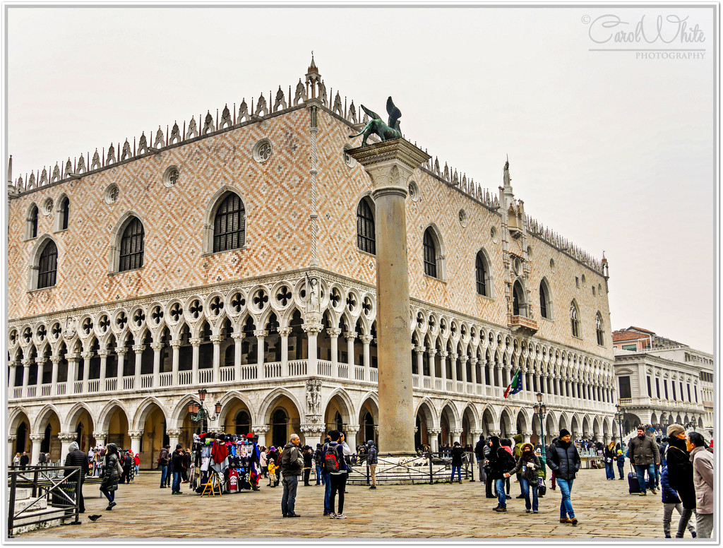 The Doges Palace, St.Mark's Square, Venice by carolmw
