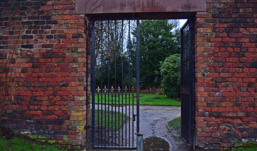 gate by ianmetcalfe