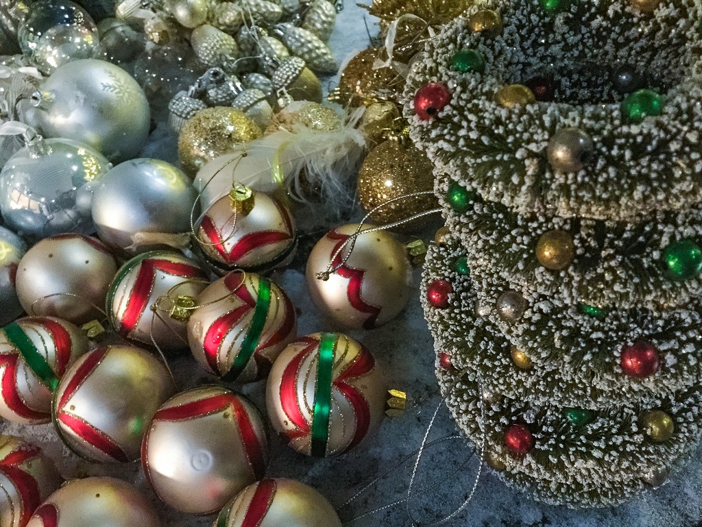 Ornaments down by cocobella