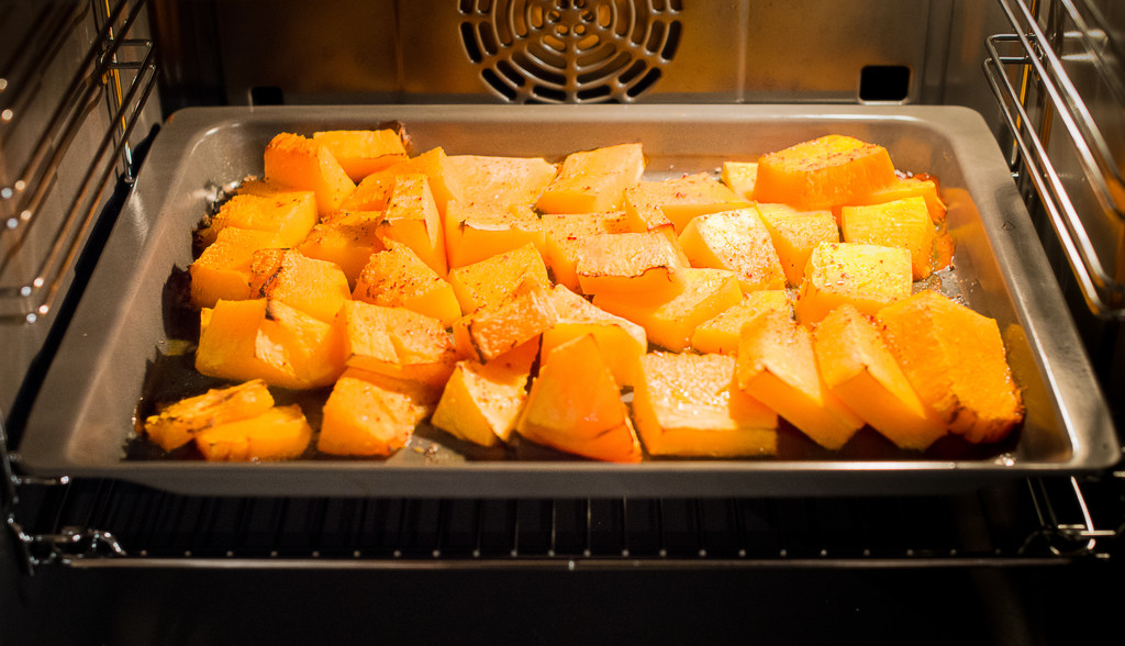 PLAY January - Nikon 50mm f/1.4G: Roasted Pumpkin by vignouse