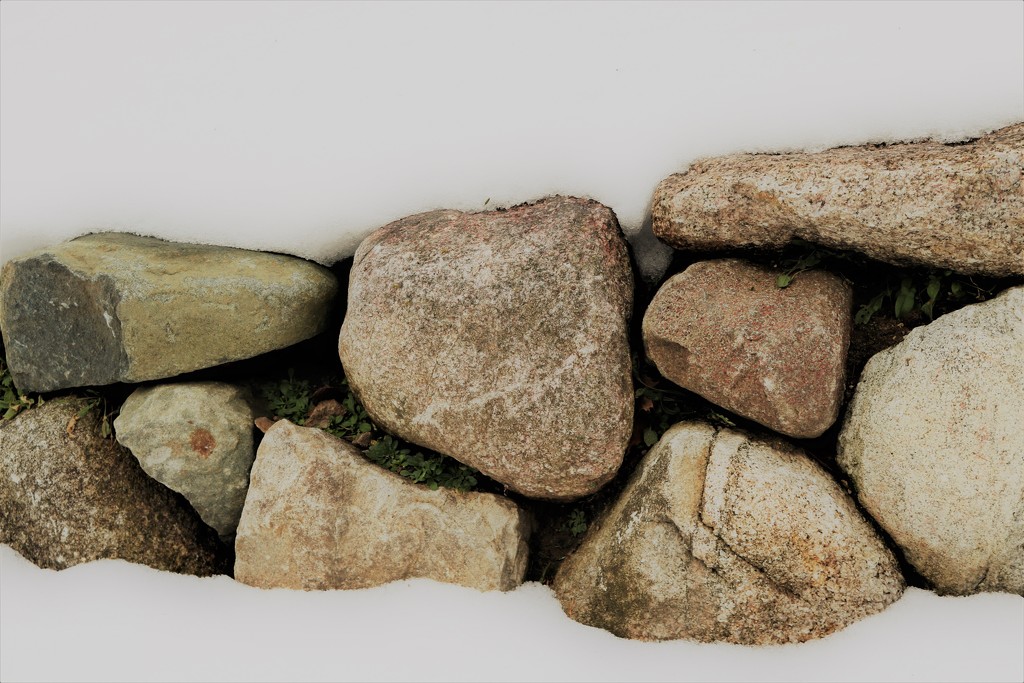 rocks by edorreandresen