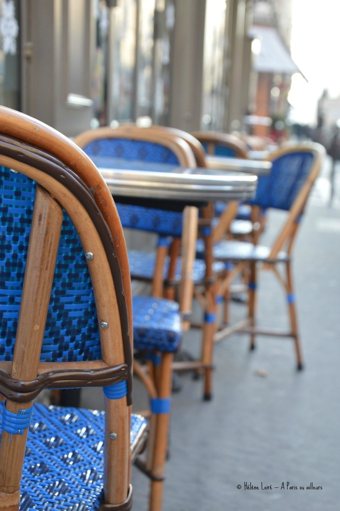 Blue chairs by parisouailleurs