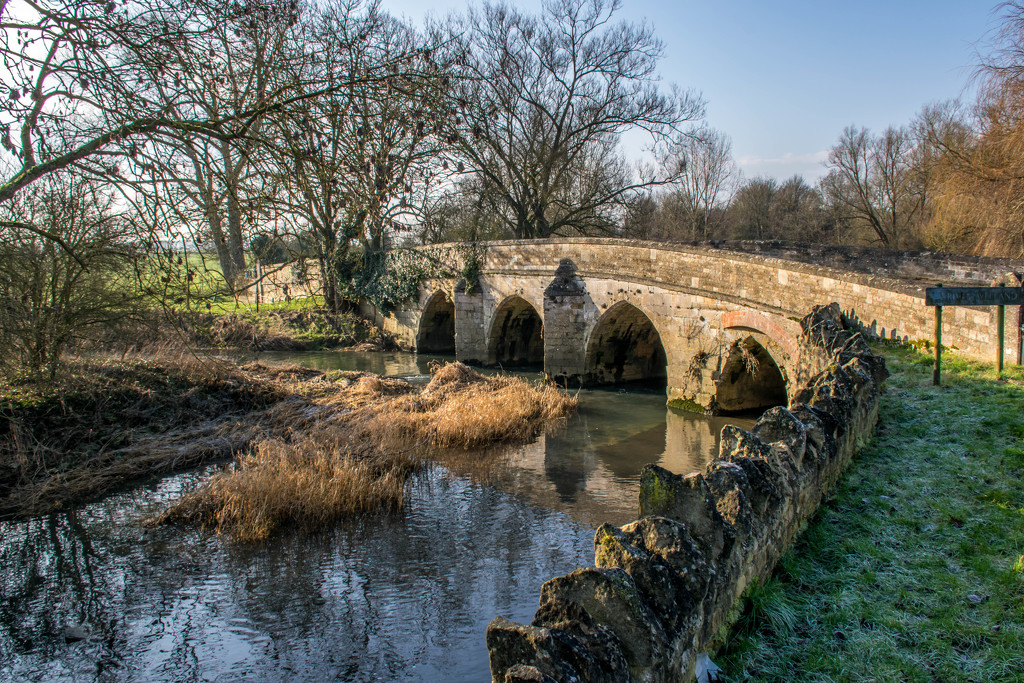 Bridge over the Welland  by rjb71
