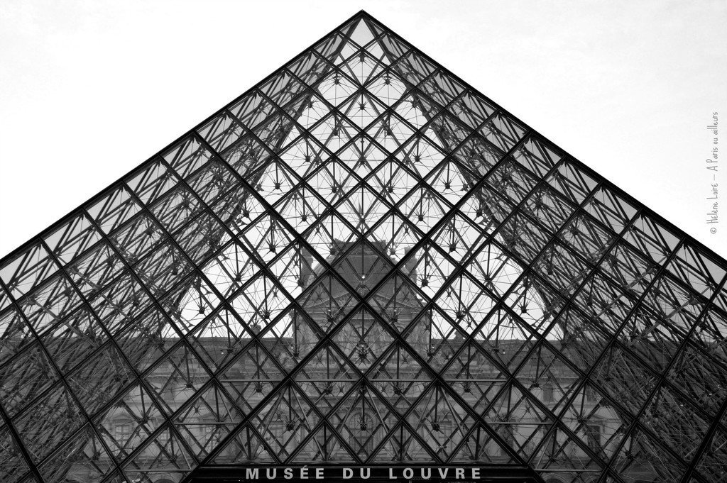 Pyramid by parisouailleurs