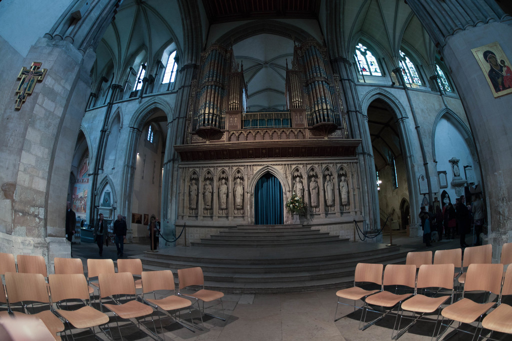 Rochester Cathedral by bizziebeeme