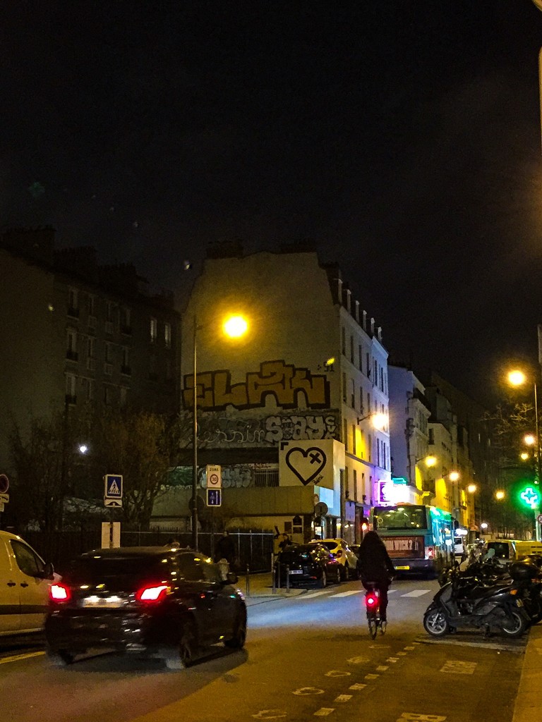 Heart on parisian wall.  by cocobella