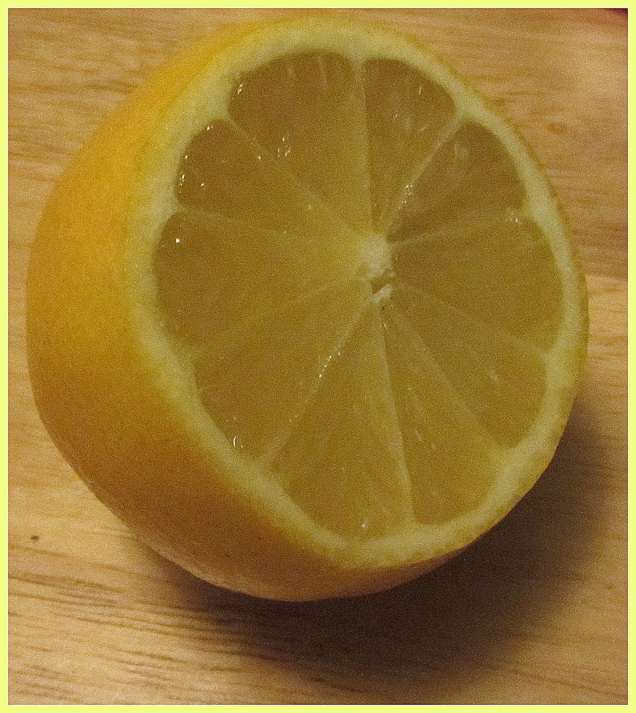 A lemon by grace55