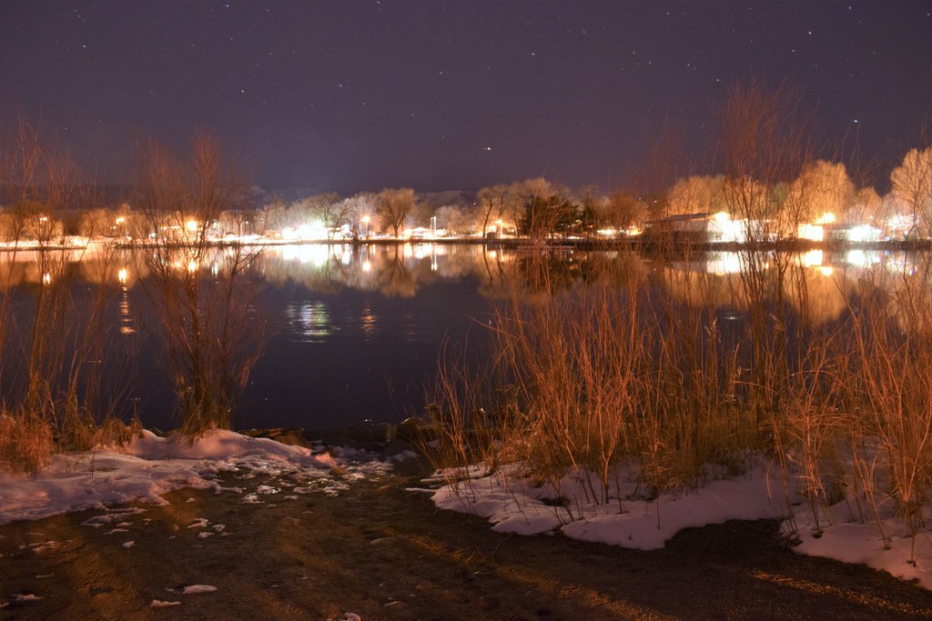 Night at City Park Lake by sandlily