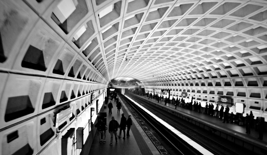 The Hypnotic Ceiling of the DC Metro Station by alophoto