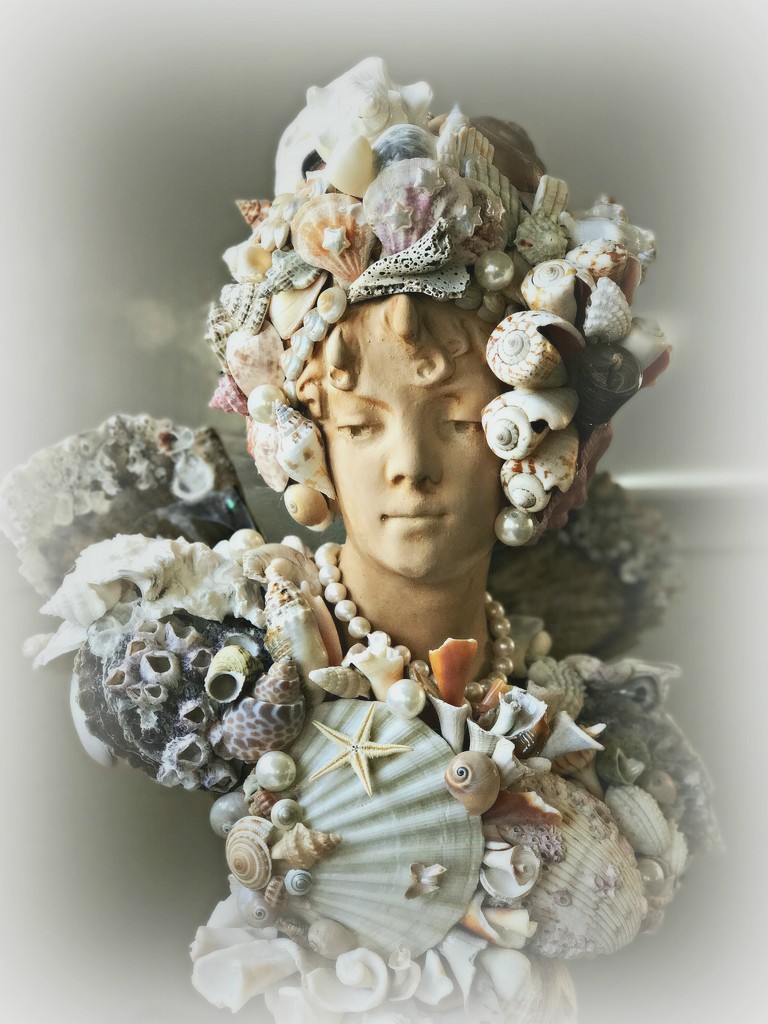 Seashell Angel by gardenfolk