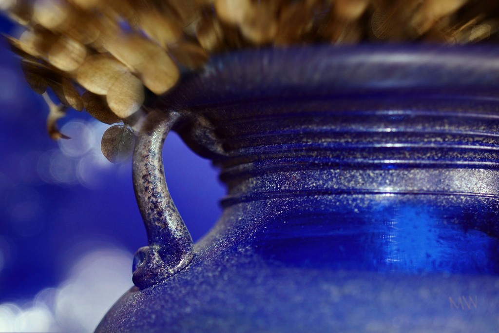 2017-03-04 the cobalt-blue vase... by mona65