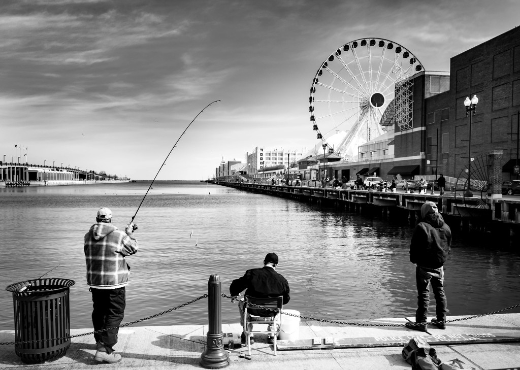 Fishing under the Wheel! by ukandie1