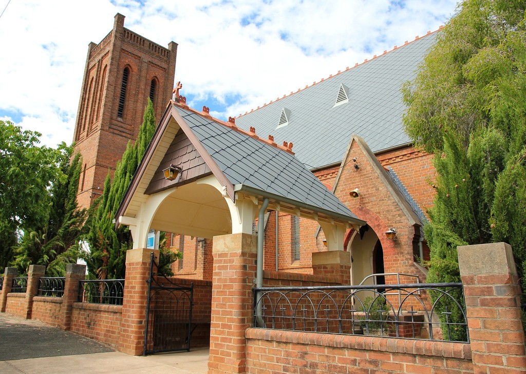 Holy Trinity Anglican Church by leggzy