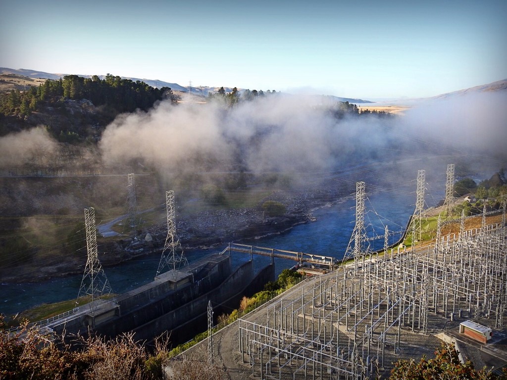 Hydro electric dam by yorkshirekiwi