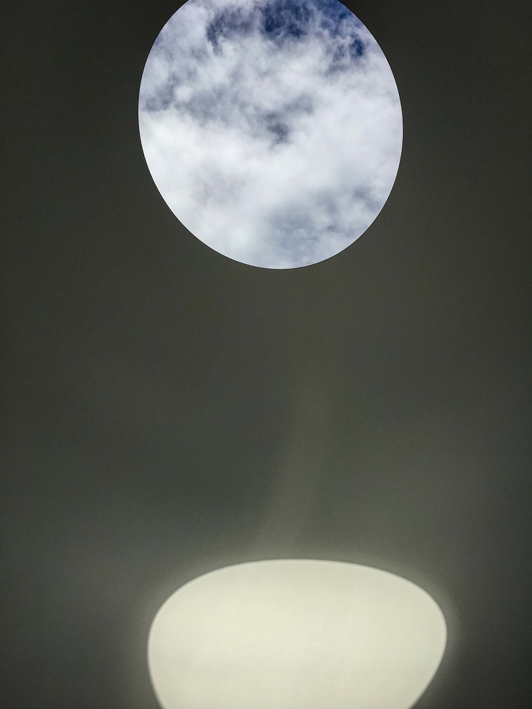 James Turrell's installation by pusspup
