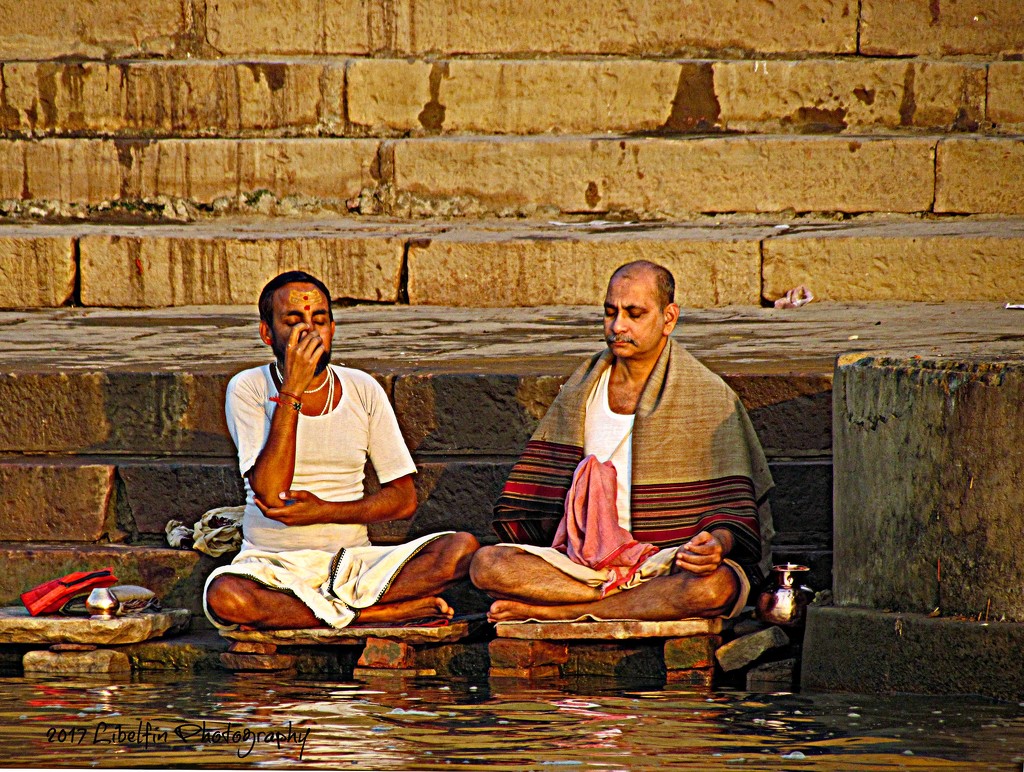 Varanasi Prayers by kathyo