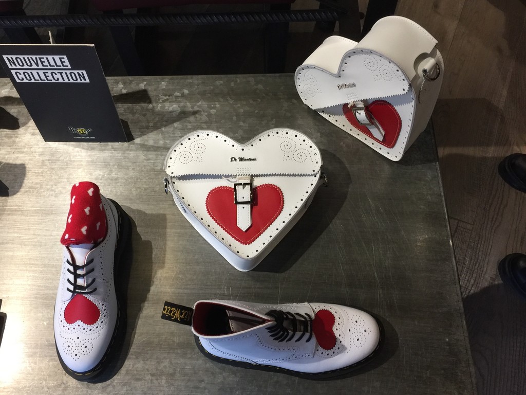 Hearts, bags and shoes by cocobella