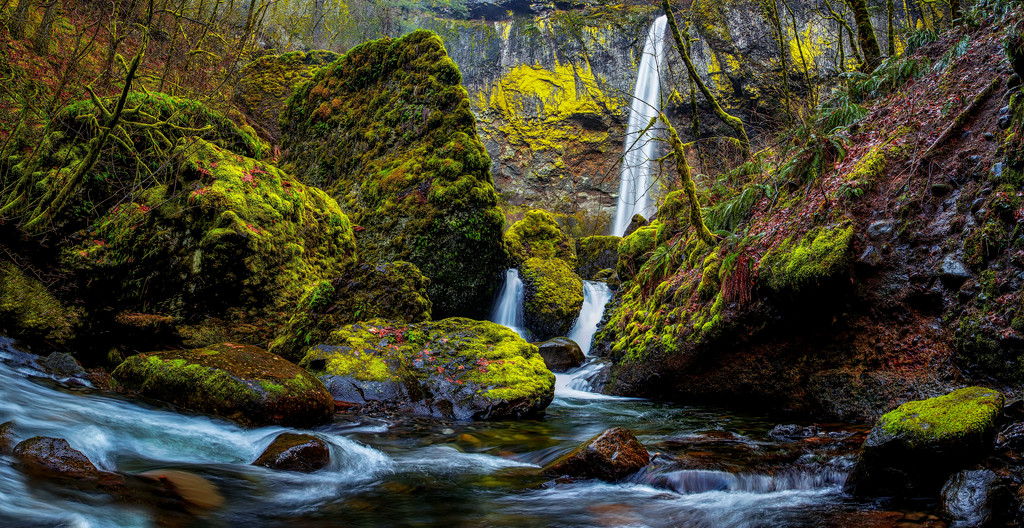 Dreaming of Waterfalls by exposure4u