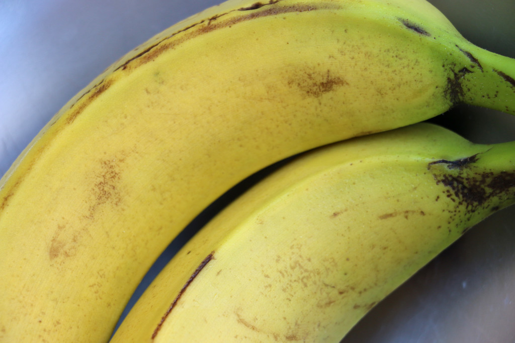 Boring bananas by ingrid01