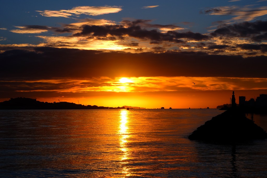 Sunrise from Westhaven by dkbarnett