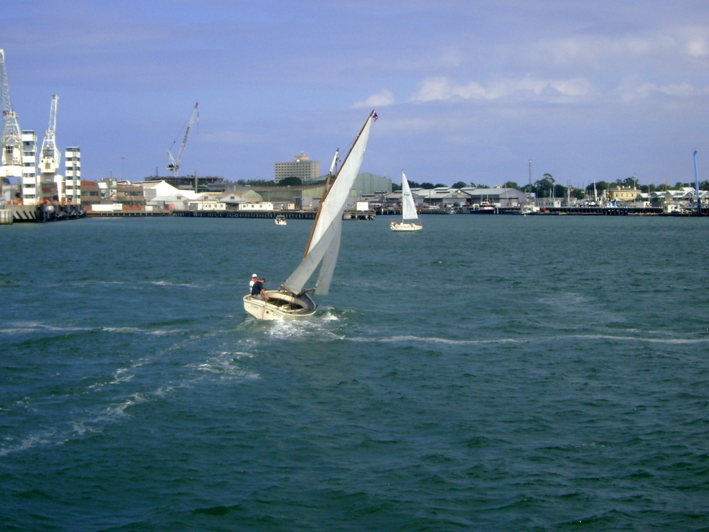 Sailing in Port Phillip by marguerita