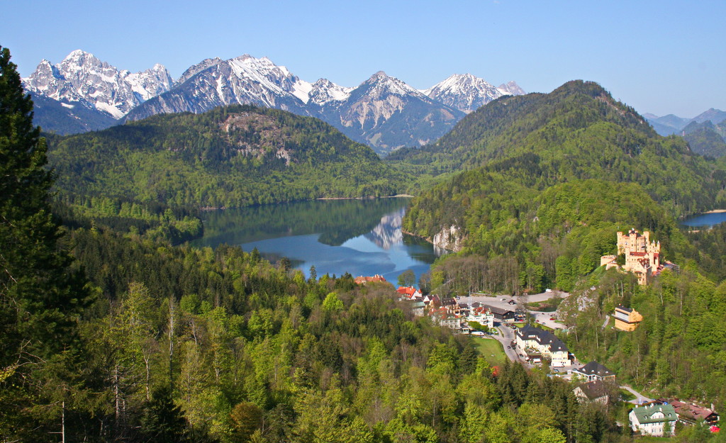Lake Alpsee and Hohenschwangau, Bavaria by terryliv