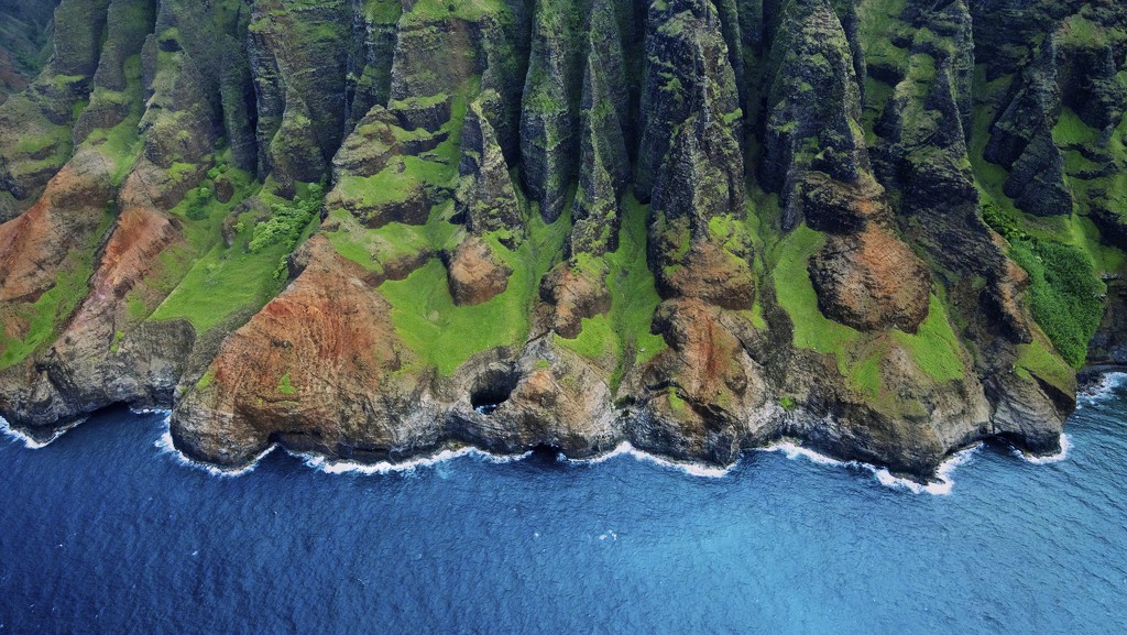 Napali Coast Open Ceiling Cave - from Air by kwind