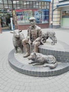 27th Apr 2017 - Statue in Petersfield