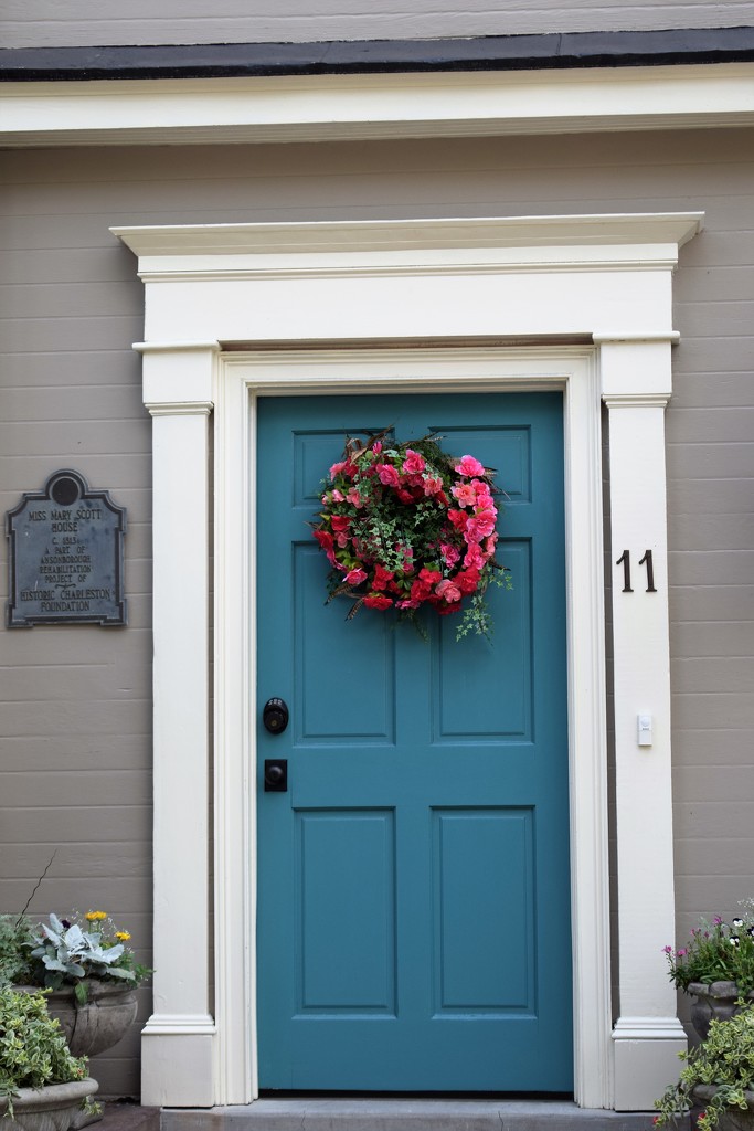 Blue door by sandlily
