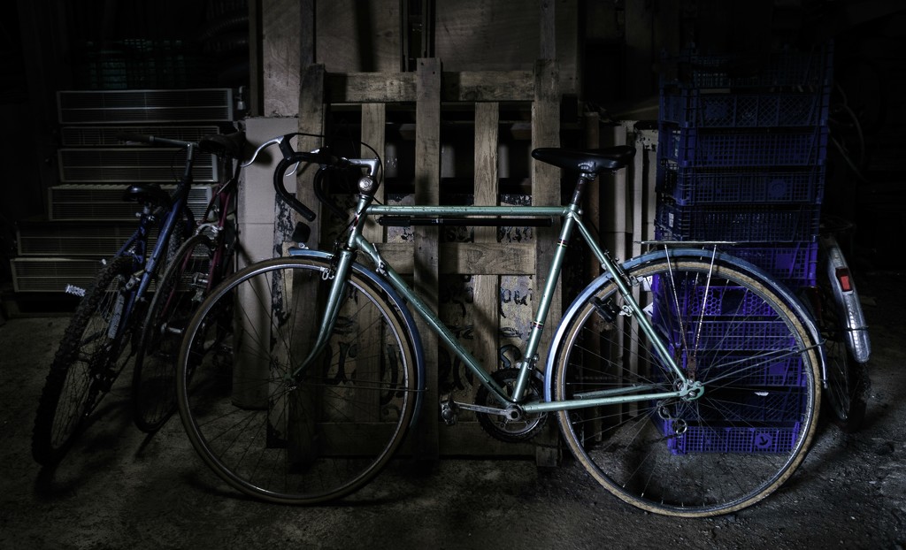 PLAY May - Sony 16mm f/2.8: More Barn Bikes! by vignouse