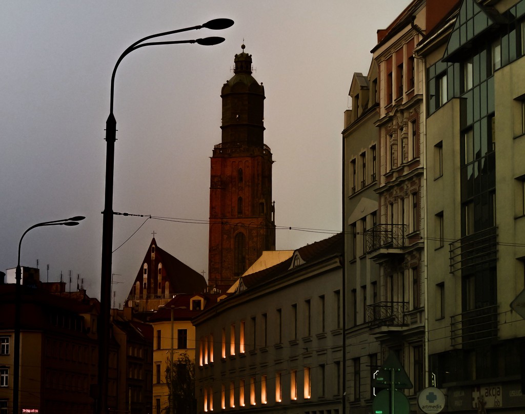 Wroclaw by night II by toinette