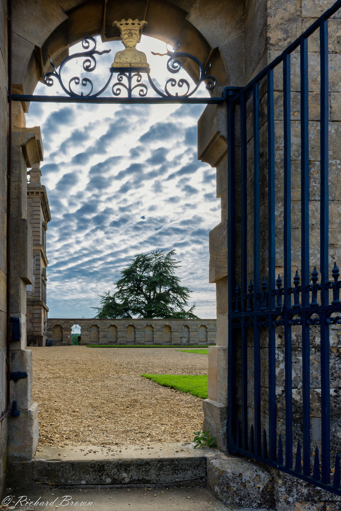 View through the Gate  by rjb71