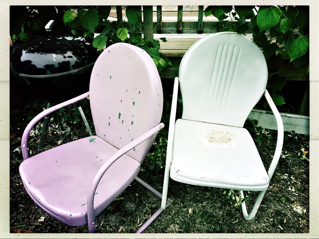 Free chairs by beckyk365