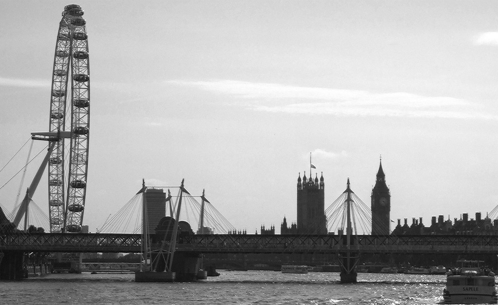 London by jesperani