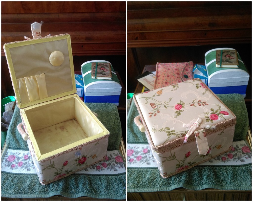 Mini-Sewing Box by mozette