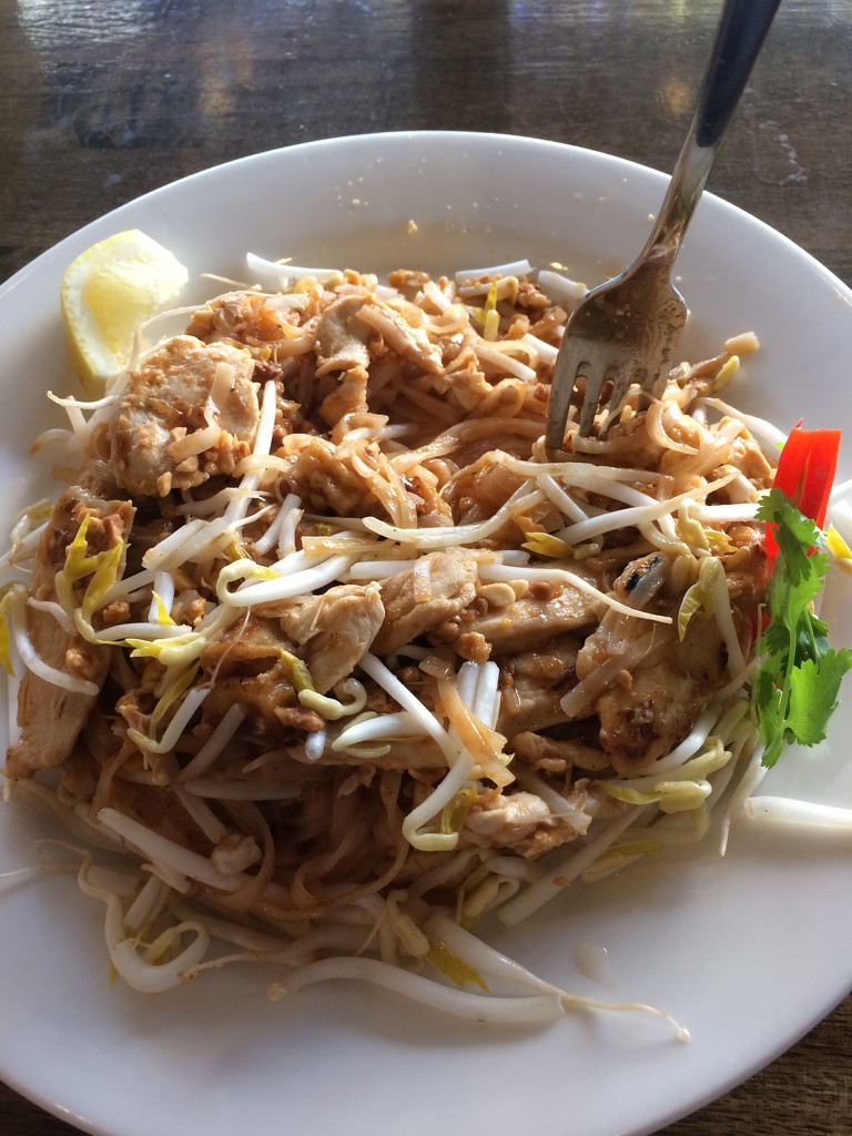 Pad Thai by narayani