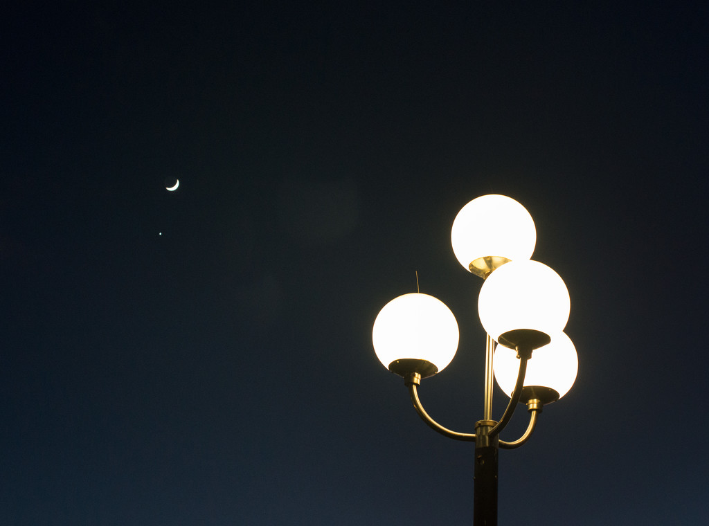Moon, Star, Street Lights by yaorenliu