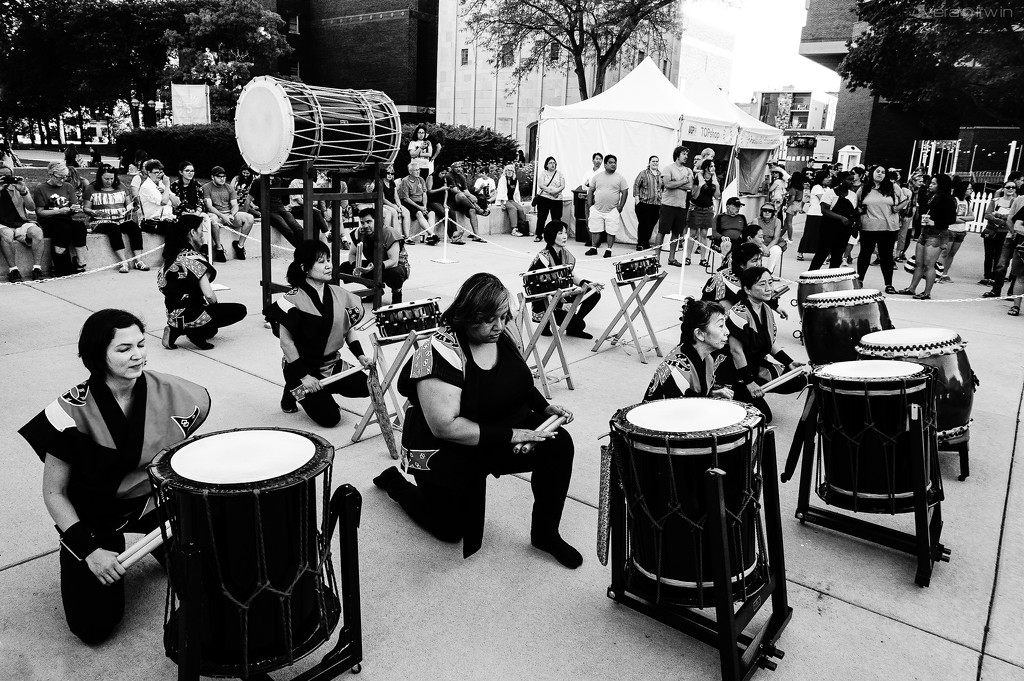 Japanese Drummers by vera365